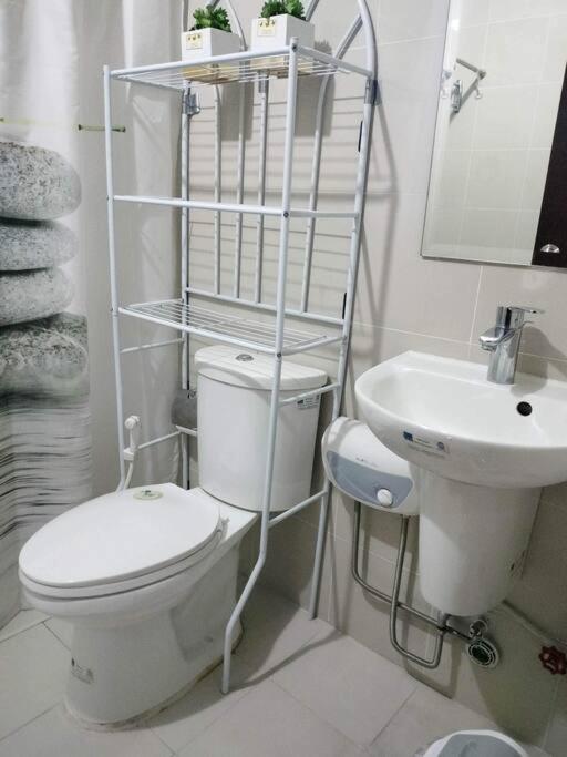 Cubao Manhattanheights U24B Td Apartment Manila Exterior photo