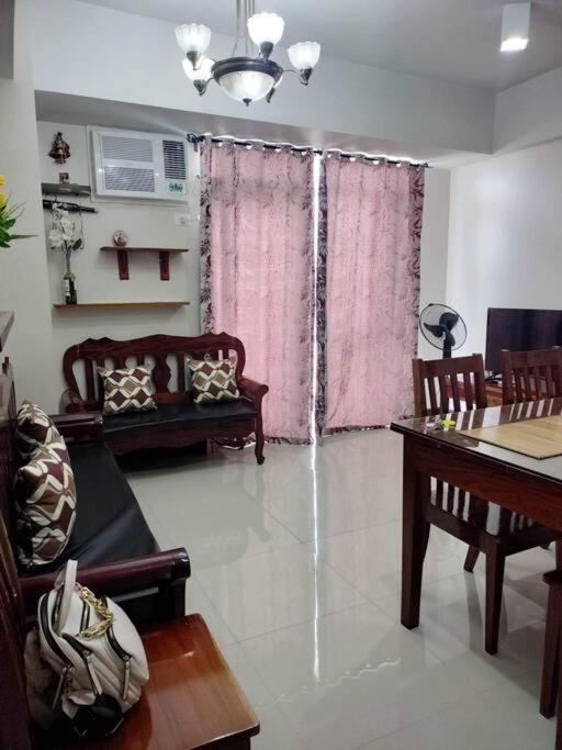 Cubao Manhattanheights U24B Td Apartment Manila Exterior photo